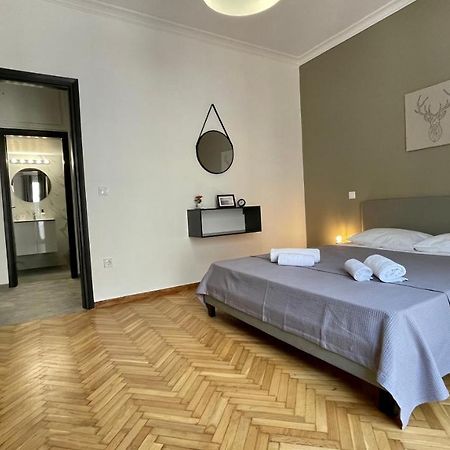 Gorgeous Renovated Apt. Close To Metro And Cultural Sites! Афіни Екстер'єр фото