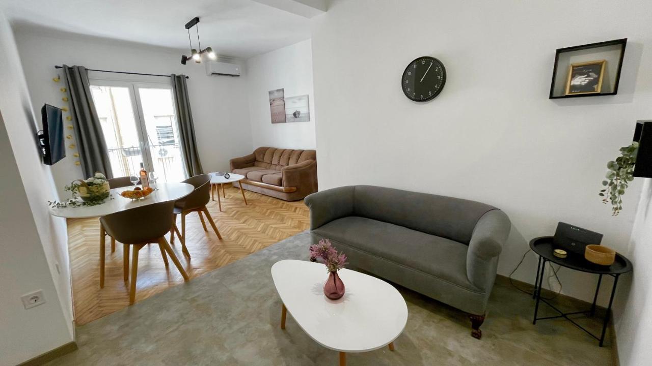 Gorgeous Renovated Apt. Close To Metro And Cultural Sites! Афіни Екстер'єр фото