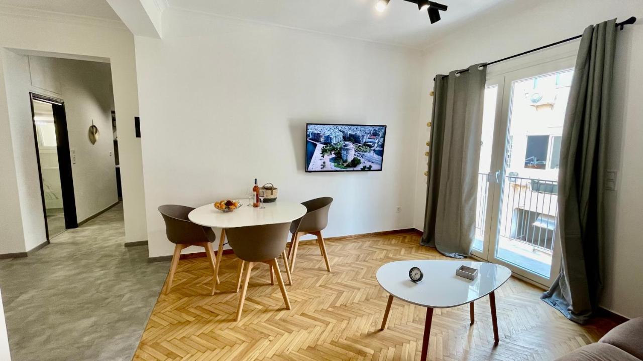 Gorgeous Renovated Apt. Close To Metro And Cultural Sites! Афіни Екстер'єр фото
