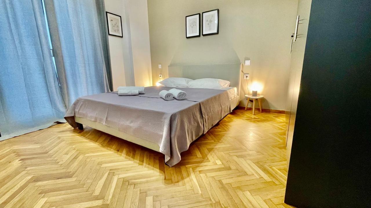 Gorgeous Renovated Apt. Close To Metro And Cultural Sites! Афіни Екстер'єр фото