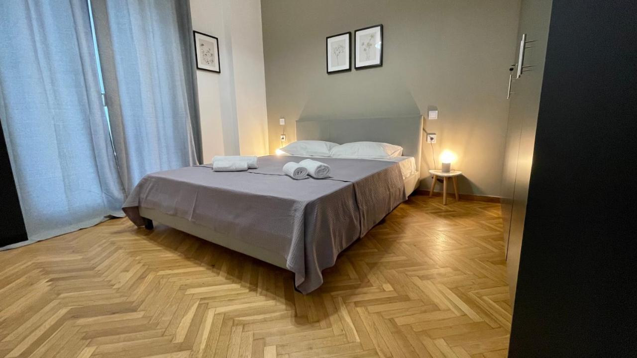 Gorgeous Renovated Apt. Close To Metro And Cultural Sites! Афіни Екстер'єр фото