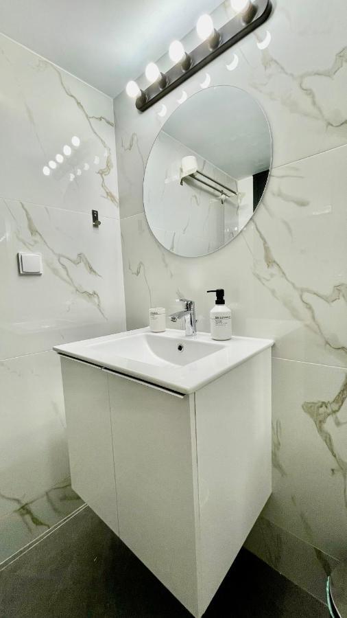 Gorgeous Renovated Apt. Close To Metro And Cultural Sites! Афіни Екстер'єр фото
